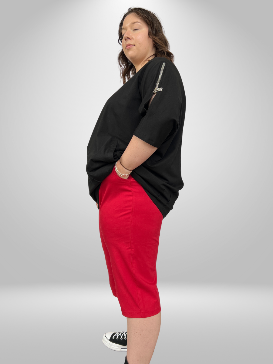 Upgrade your wardrobe with RBR Plus Size Capris (20-26), featuring a soft and stretchy fabric for ultimate comfort. These capris are designed with a lightweight material that allows for breathability, making them perfect for all-day wear. Available in a range of sizes, these capris are a must-have for any fashion-forward individual looking for both style and comfort.